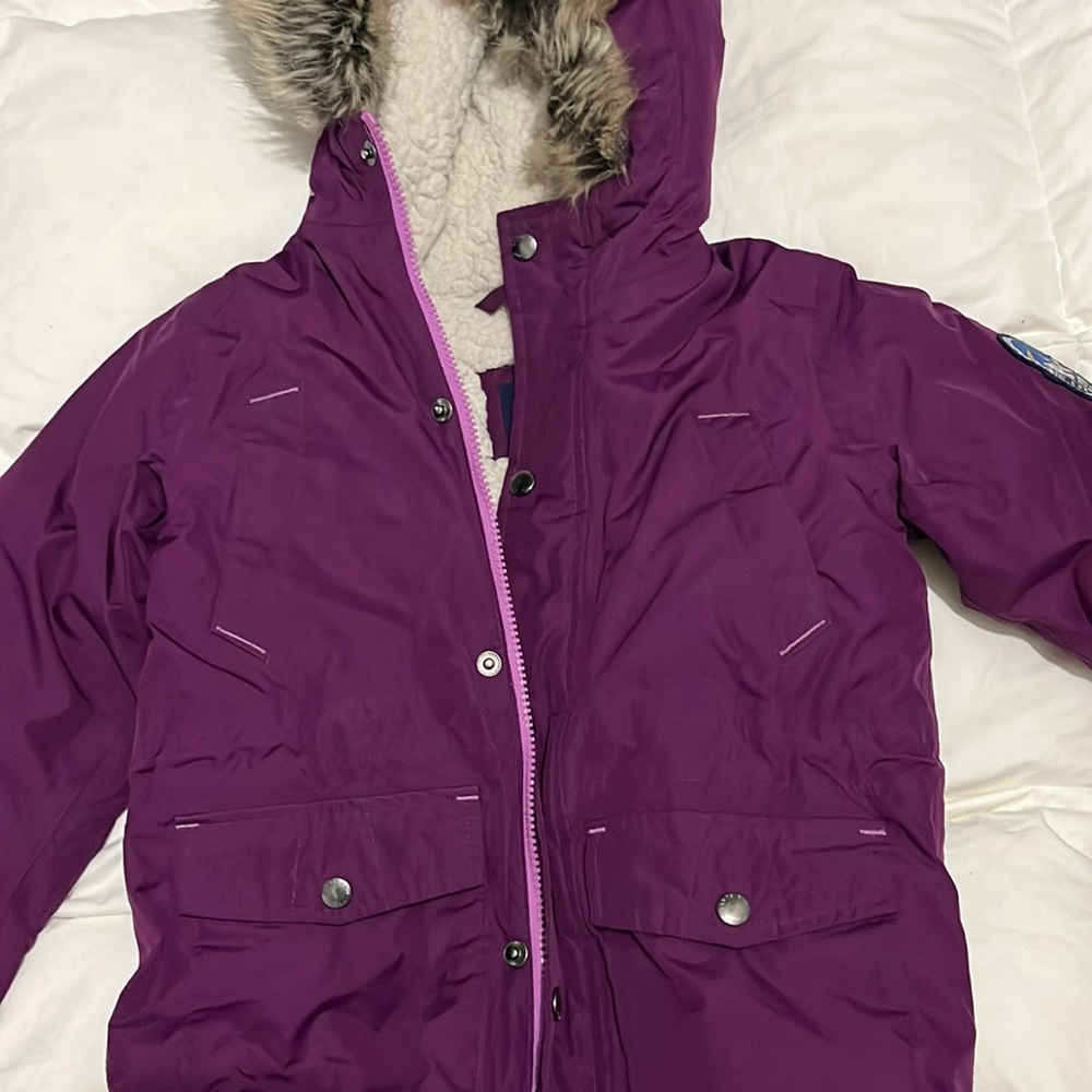 Lands end purple warm coat. Size 5-6 in girls kids.